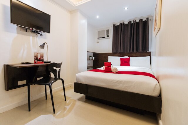 レッドドアーズ プラス アット ポブラシオン マカティ