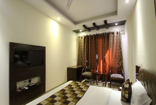 ホテル オレンジ イン