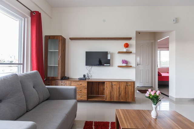 ミスティーブルー サービスド アパートメンツ