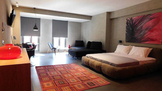 101 アドリアノウ ラグジュアリー アーバン ステイ