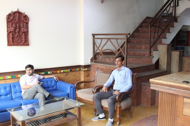 ホテル アイボリー パレス