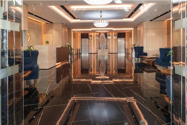 ウェスコット プラザ オテル アパートメント