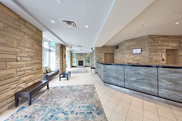 ザ フォールズ ホテル ＆ イン