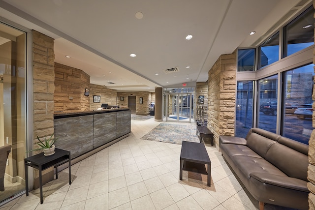 ザ フォールズ ホテル ＆ イン