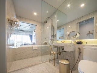 リバー アート ホテル