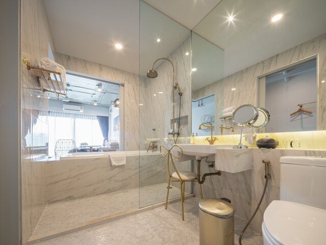 リバー アート ホテル