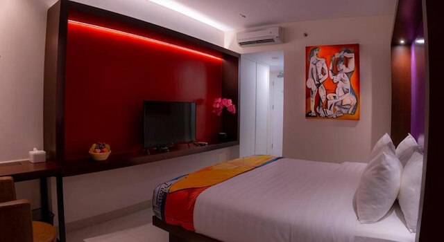 グランド ピカソ ホテル