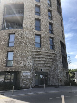 ウェンブリー 2 ベッドルーム アパートメント