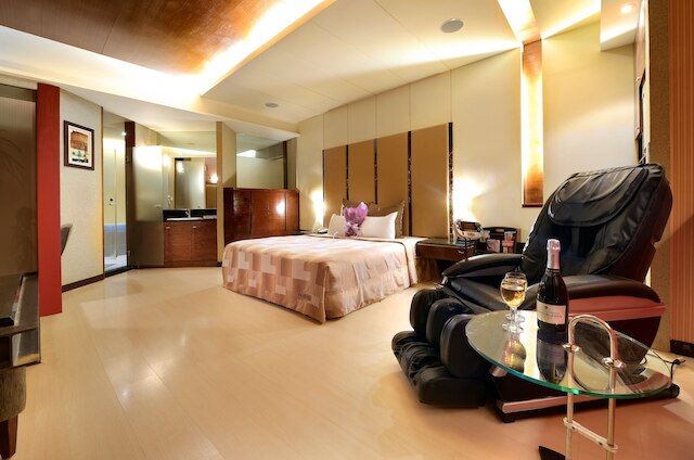 ホーランド ヒル モーテル (荷峰汽車旅館)