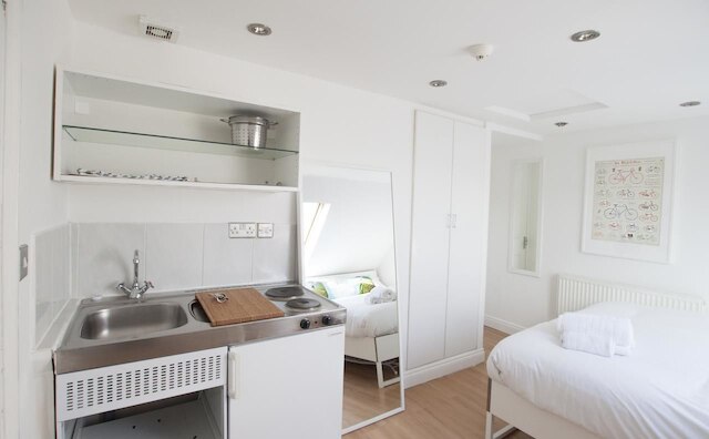 ウィンブルドン サウス バイ アロー ハウジング