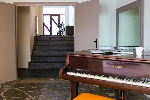 4 ルームズ バルセロナ