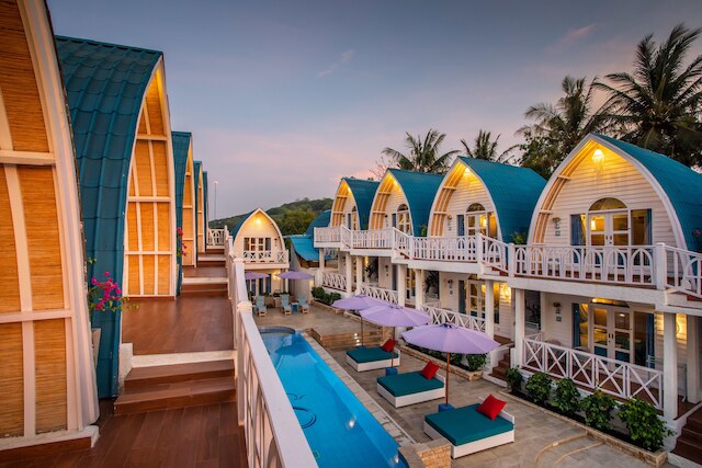 サントリーニ ビーチ リゾート