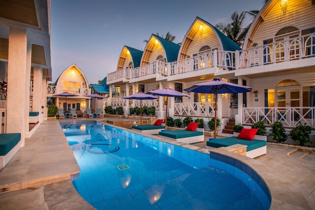 サントリーニ ビーチ リゾート