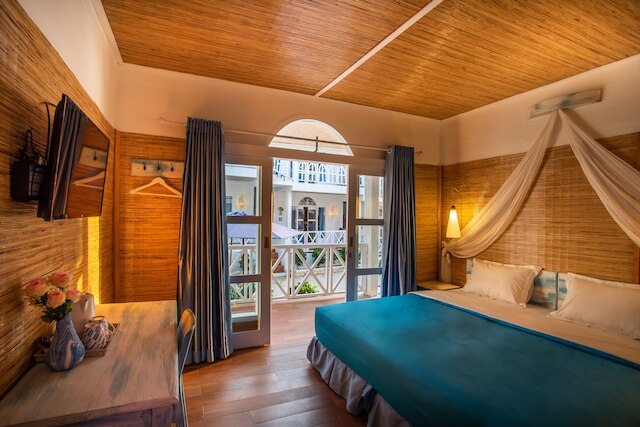 サントリーニ ビーチ リゾート