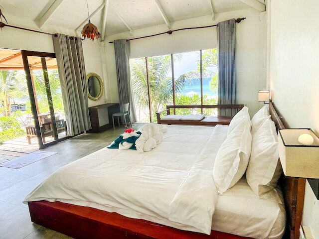 ロング ビーチ リゾート コー ロン