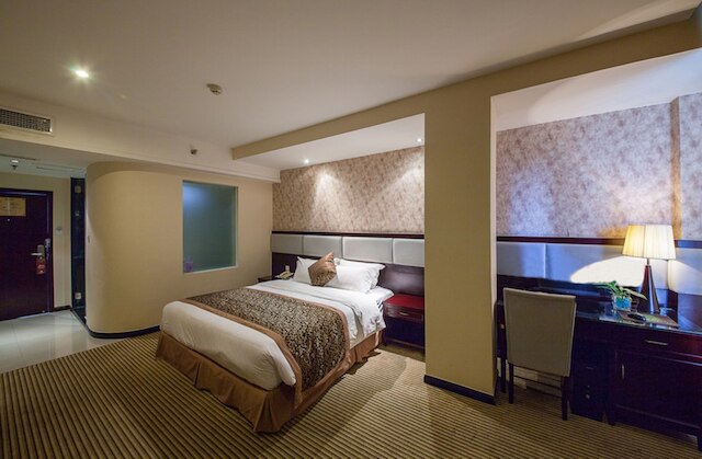 ベリー ナイス ホテル