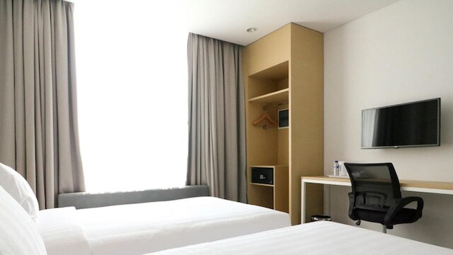 パーム パーク ホテル スラバヤ