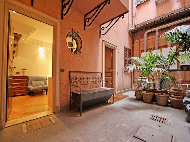 トラベル ＆ ステイ - ピアネラーリ