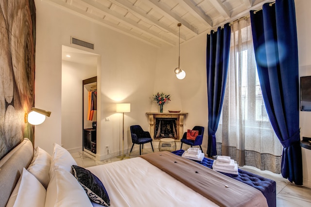 リトル クイーン パンテオン レジデンス