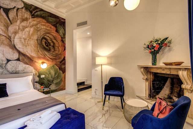 リトル クイーン パンテオン レジデンス