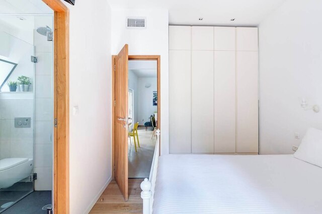 ディズ 3 バイ TLV2 レント