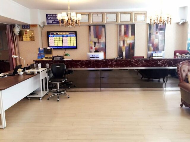 成都 龍湖 ビーチ ホテル (成都龙湖海滩酒店)