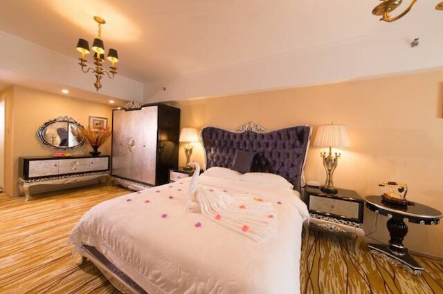 成都 龍湖 ビーチ ホテル (成都龙湖海滩酒店)