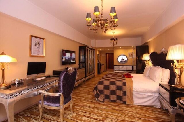 成都 龍湖 ビーチ ホテル (成都龙湖海滩酒店)