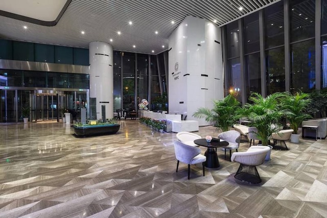 チェンデュ イン サービス アパートメント (成都IN STUDIO 服務公寓)