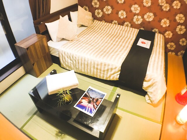 ゲストハウスワンモアハート十条 1