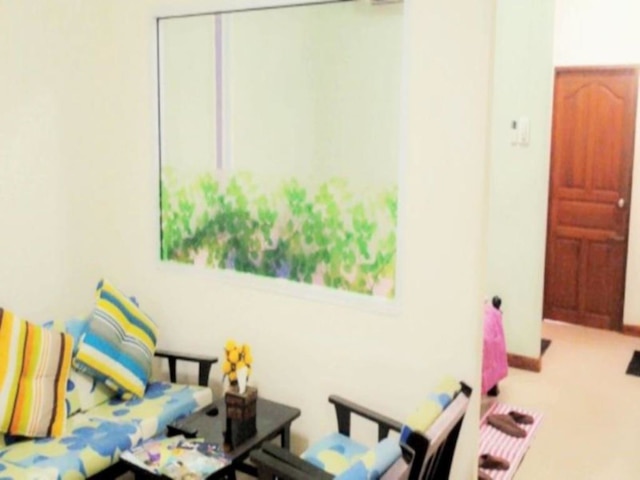 7 カラーズ ハウス