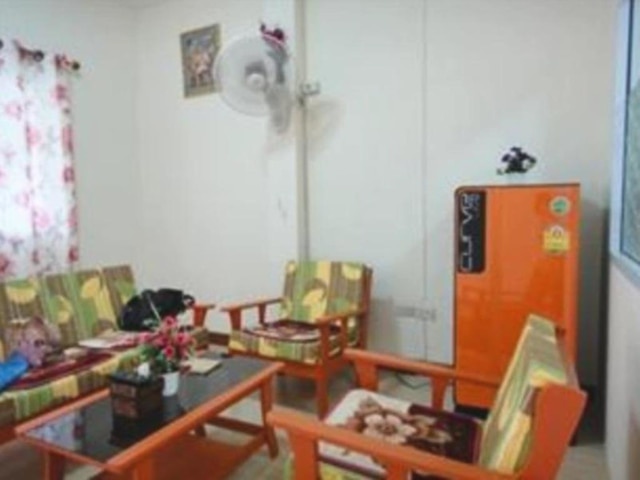 7 カラーズ ハウス