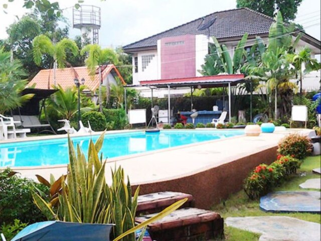 7 カラーズ ハウス