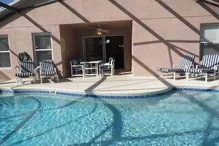 キシミー メインゲート プール ホームズ バイ SOVH