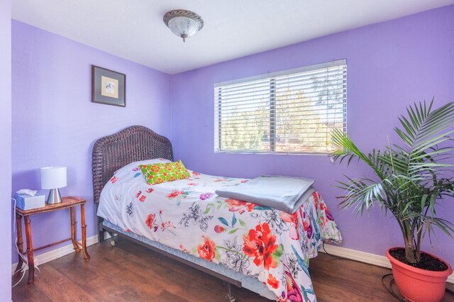 ビューティフル ホーム ウィズ レッド ロック ビュー