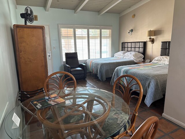 シー ショア モーテル