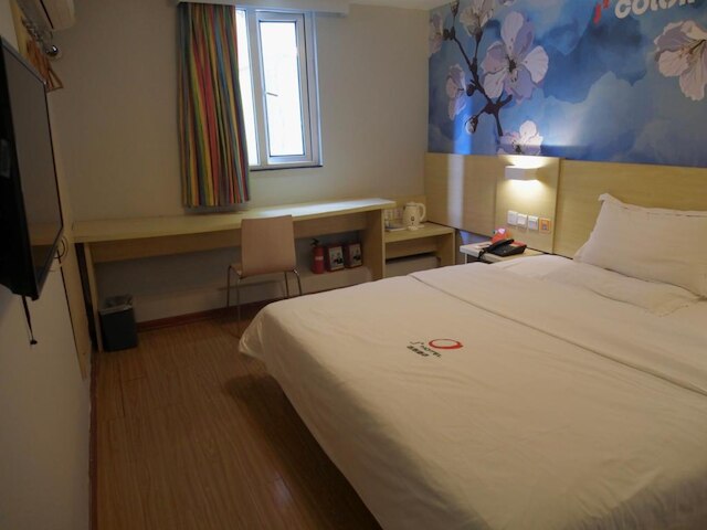 ライフ ヤジョ ホテル