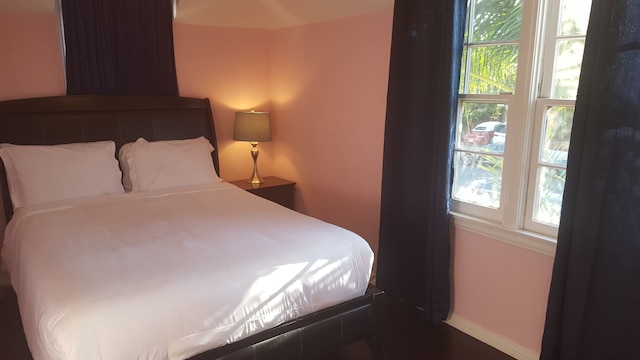 ビバリーウッドにある素敵な 2 階建ての家