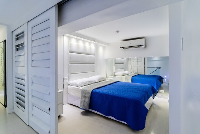 アルコーブス グリーンベルト パーク プレイス マカティ