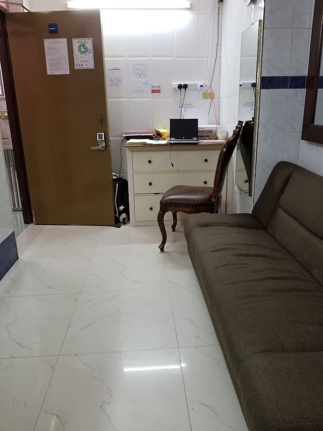 ゴールデンゲスト ハウス