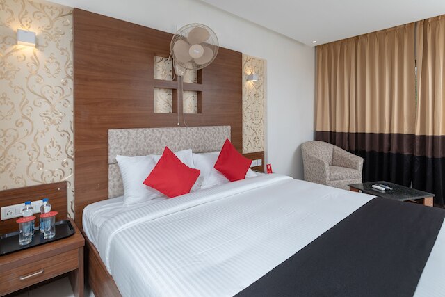 キャピタル O 16891 クラッセ ホテルズ