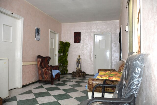 シティ ホステル