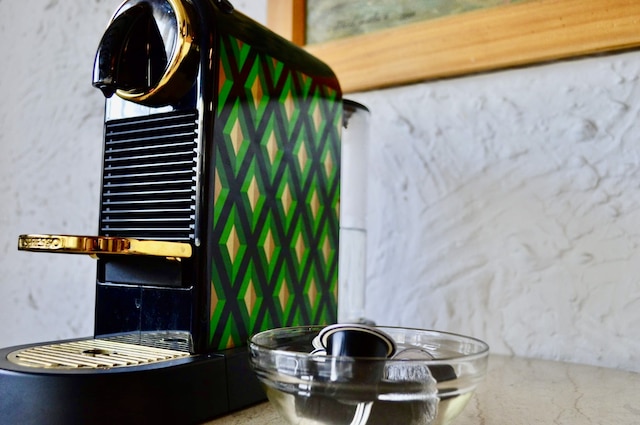 ロードス ホテル アパートメンツ