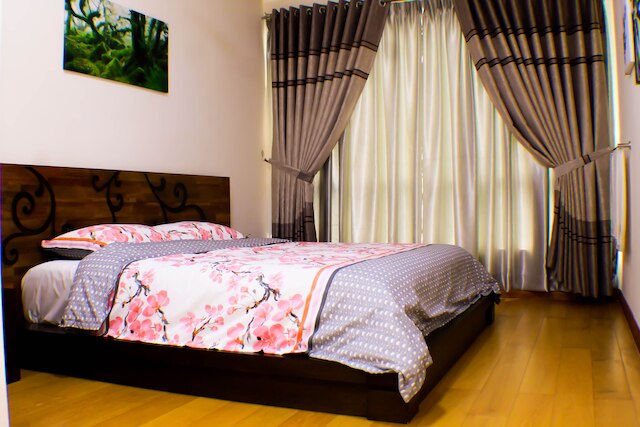 クレスト レジデンス