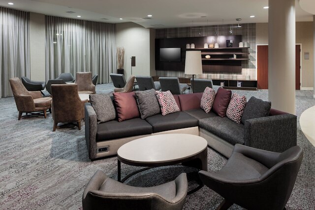 コートヤード バイ マリオット マイアミ アット ドルフィン モール