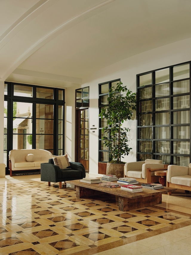 ザ メイボーン ビバリーヒルズ、メイボーン