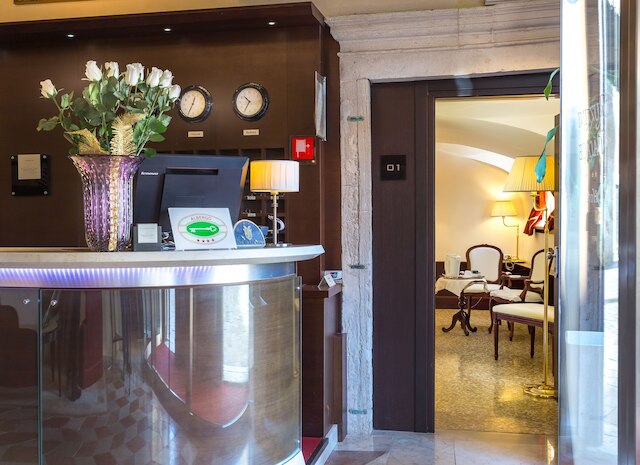 ルッツィーニ パレス ホテル