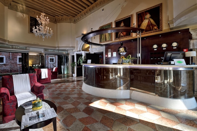 ルッツィーニ パレス ホテル