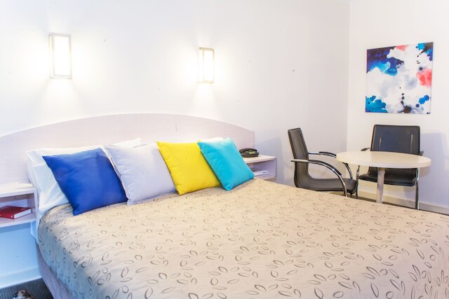 アレクサンダー モーター イン & アパートメンツ