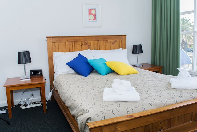 アレクサンダー モーター イン & アパートメンツ